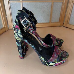 Guess Chunky Stack Heel platform with Ankle Strp open toe colorful texture sz 7